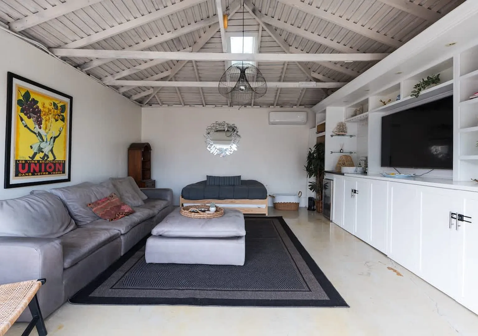 Culver City House: Backyard Oasis, 8 Mins to Venice Beach — Photo 1