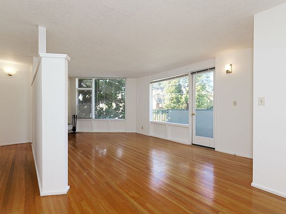 4th image of 2901 Claremont Ave APT 4