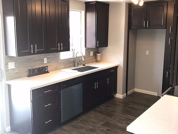 2nd image of 54346 Avenida Velasco