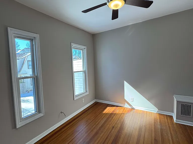 138 Pawling Ave #138 — Photo 17