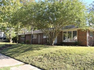1100 N Nashville Ave, Sheffield, AL 35660