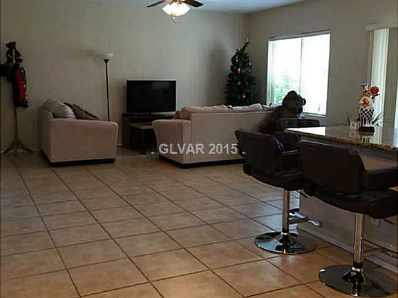 4th image of 10721 La Florentina Ave