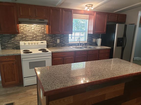 2nd image of 6601 Hughes St #1