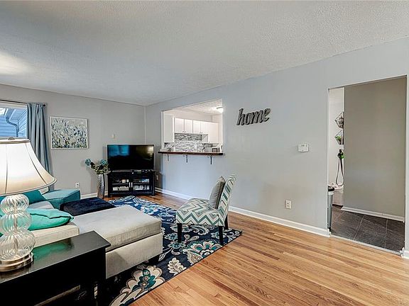 4th image of 5937 Birchwood Ave