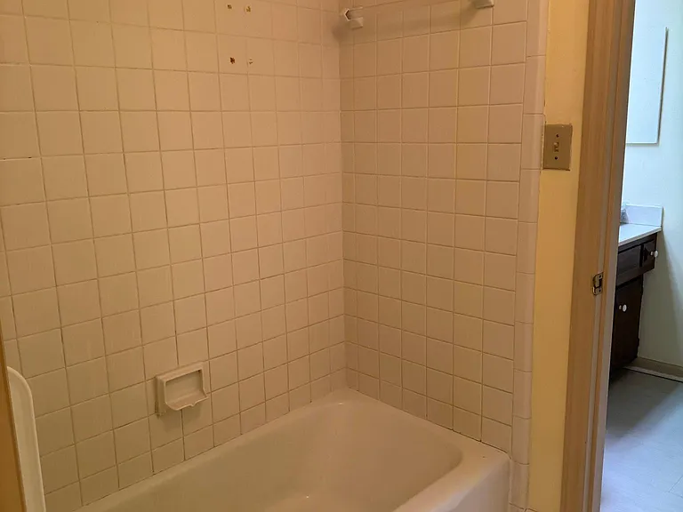 240 Chippendale Cir — Photo 15