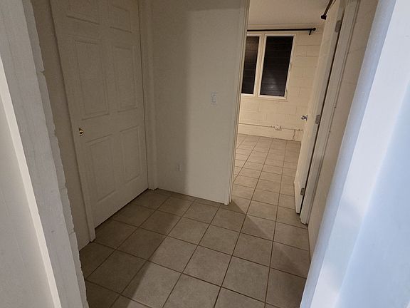 4th image of 1136 Luawai St