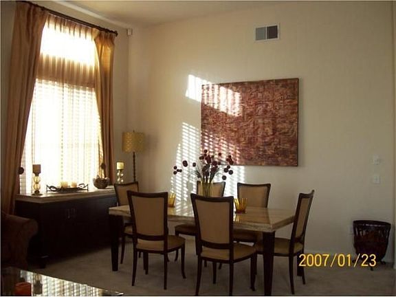 3rd image of 607 Shasta Dr