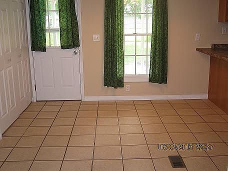 5th image of 1008 6th St