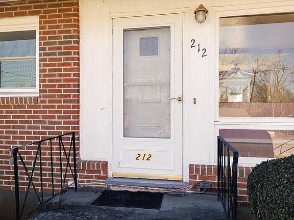 5th image of 212 Cherryhill Rd NW