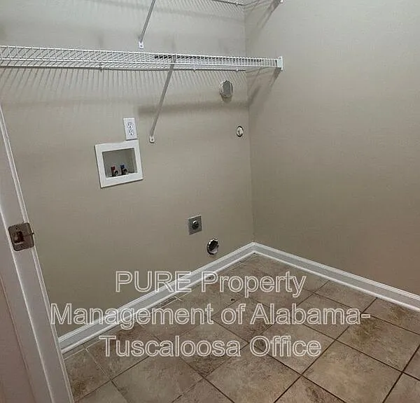 201 Wexford Way — Photo 10