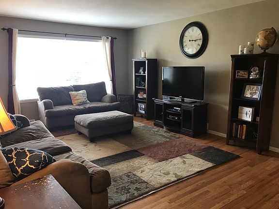 2nd image of 709 Kenbridge Dr