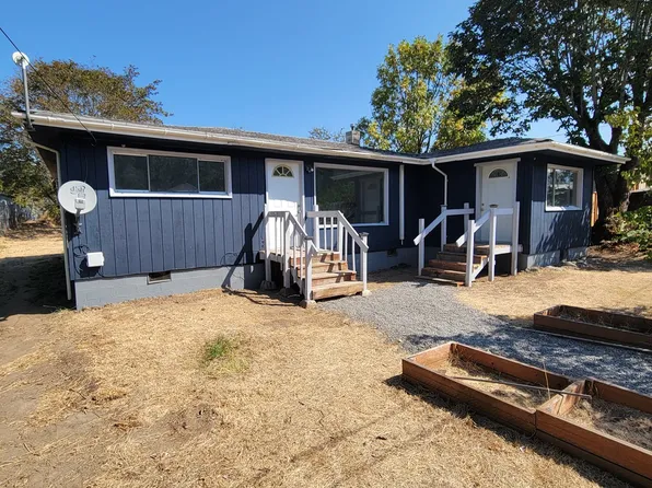 47533 Perkins St, Oakridge, OR 97463