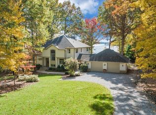 190 Tranquility Rd, Moneta, VA 24121