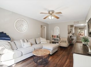 54 Park Ave APT 9, Verona, NJ 07044