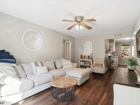 54 Park Ave #9, Verona Twp., NJ 07044