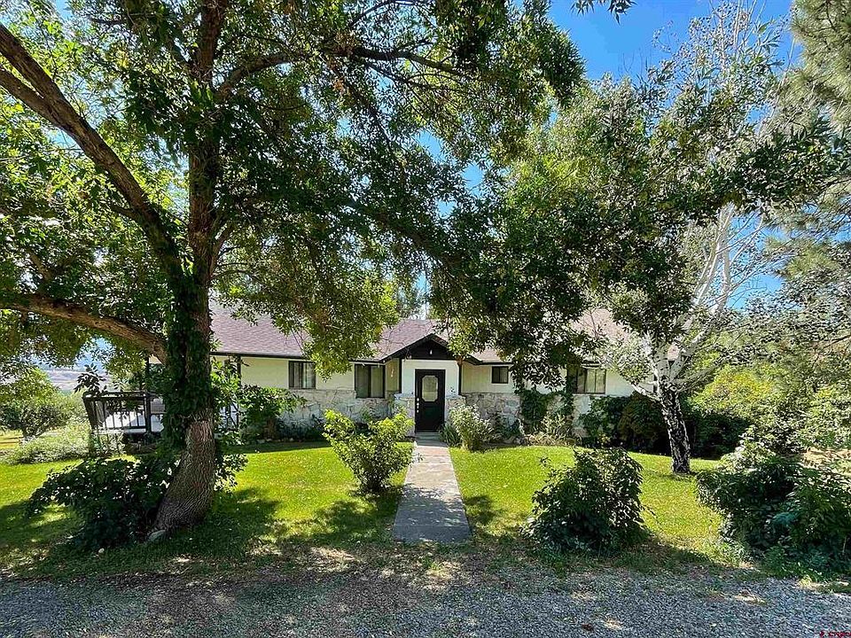 1st image of 39594 Pitkin Road