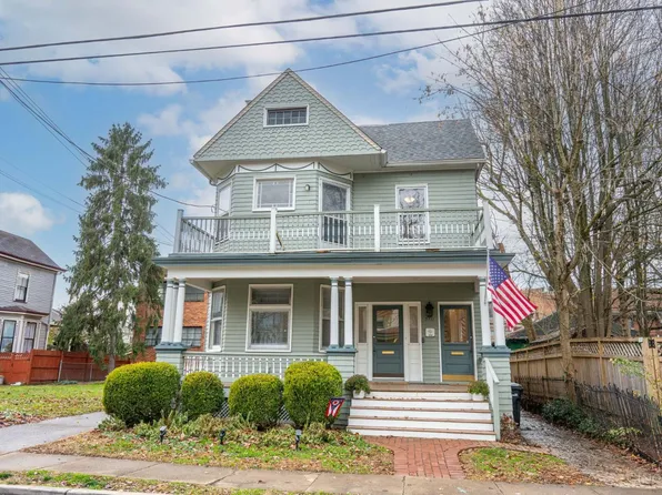 3711 Morris Pl, Cincinnati, OH 45226