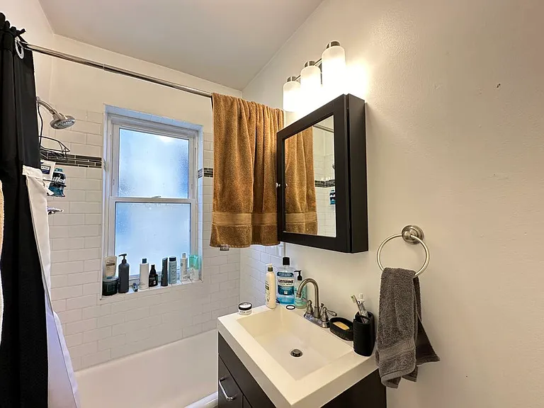 4218 N Clark St #3 — Photo 19