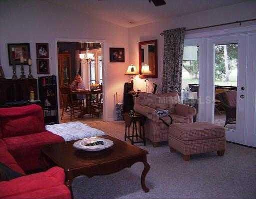 2nd image of 280 Cambridge Dr