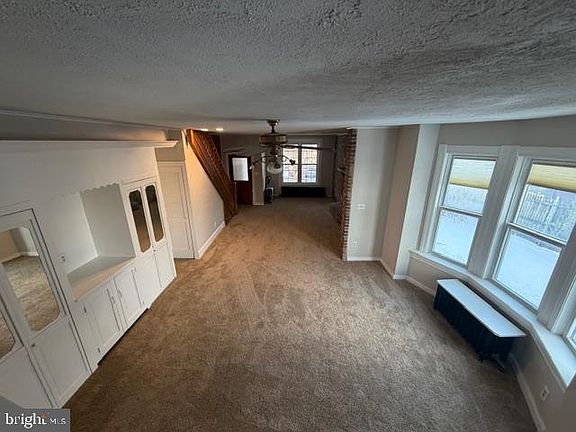 5th image of 45 Carroll St