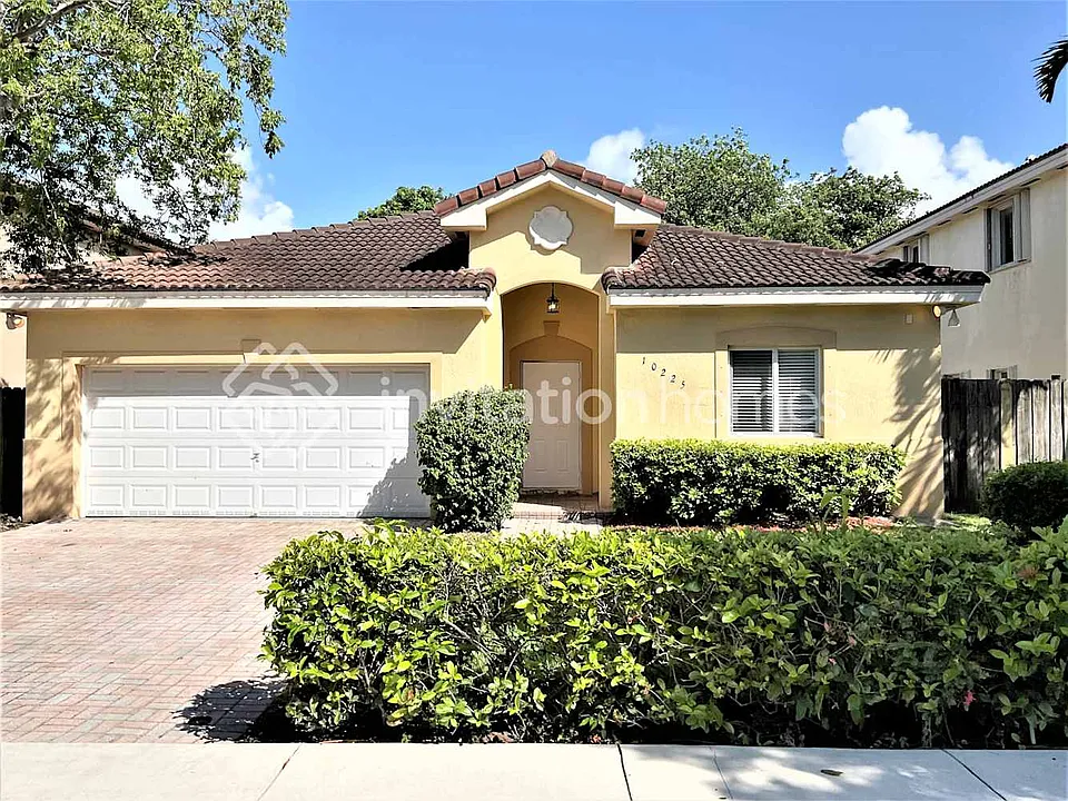 10225 SW 224th Ter