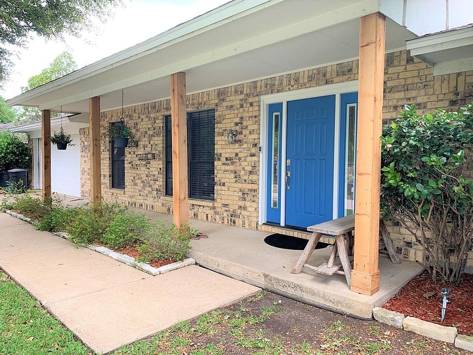 1st image of 332 Meadowhill Dr
