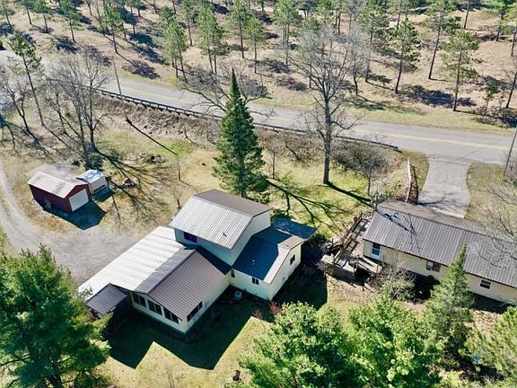 3rd image of 2400 Curtis Rd