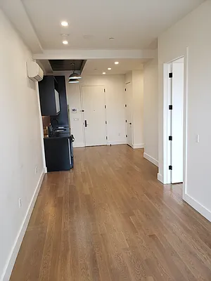 Rented by Signature Property Realty | media 52