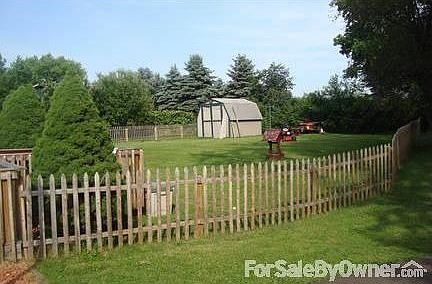 Beautiful fenced in yard