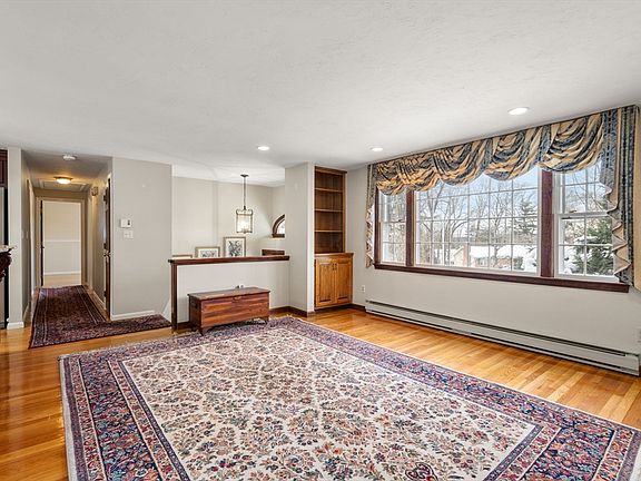 5th image of 84 Crosby Rd