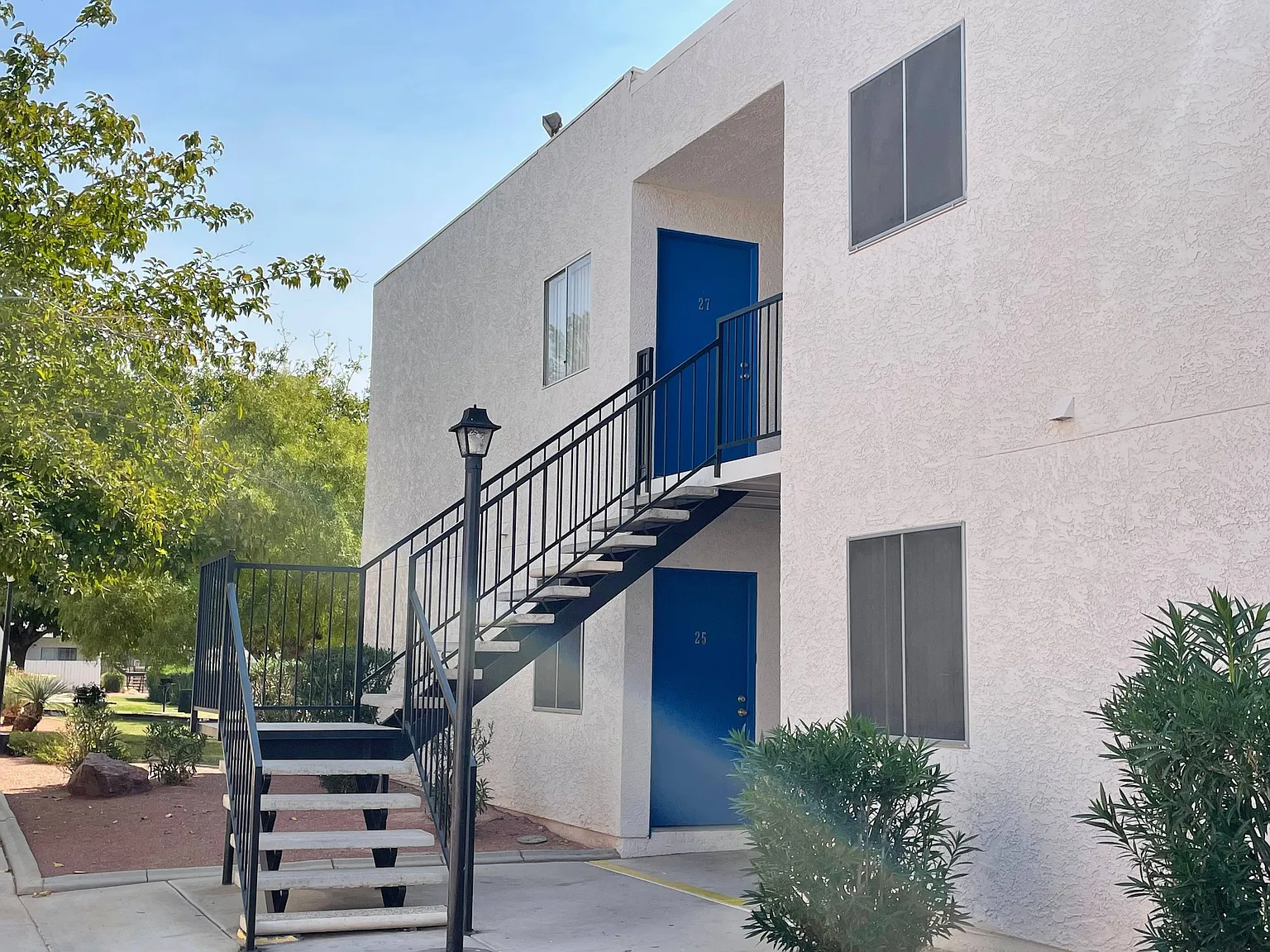 Virginia Apartments — Photo 4
