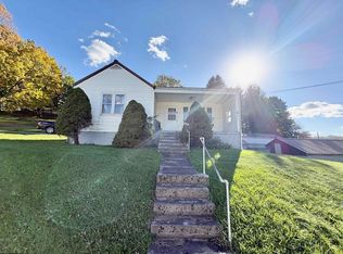 900 E State Ave, Terra Alta, WV 26764