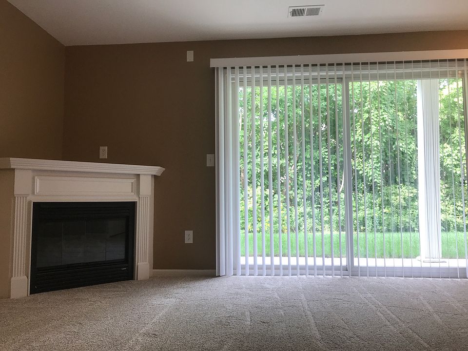 1st image of 45747 Cagney Dr