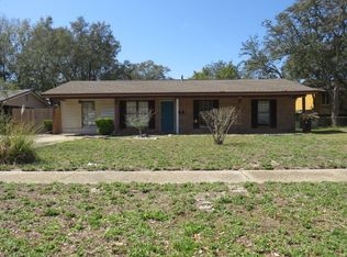 25 Caswell Cir, Mary Esther, FL 32569