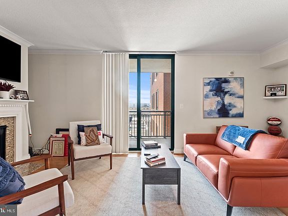 4th image of 414 Water St Unit 1201