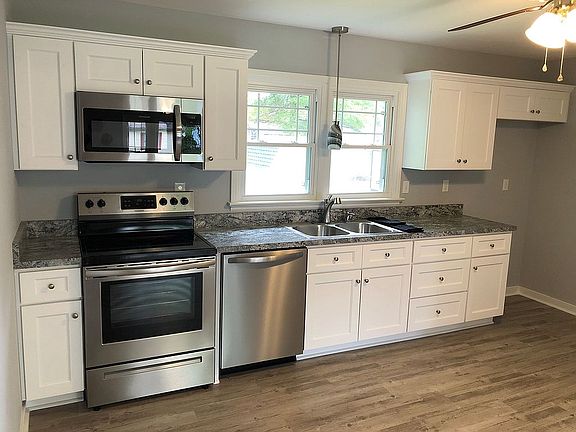 2nd image of 210 N New Ave