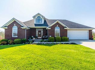 624 Autumn Wood Dr, Richmond, KY 40475