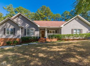 2010 Whispering Pines Ln, McDonough, GA 30253