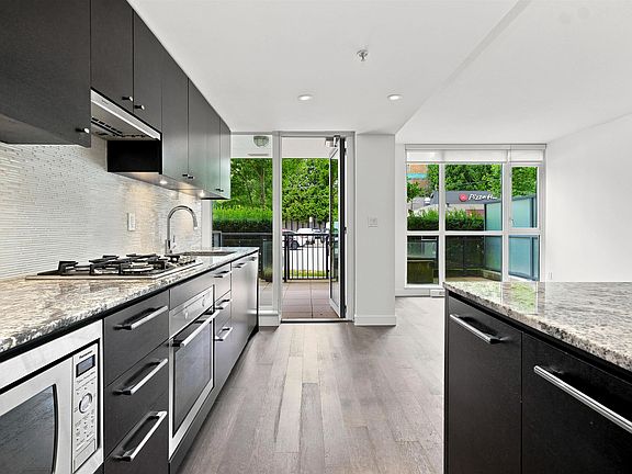 4th image of 6180 Cooney Rd #108