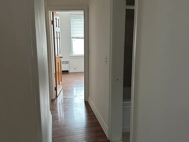 1361 Crosby Ave #2 — Photo 8