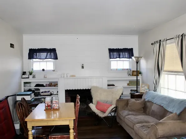 315 W 6th St #A, Hays, KS 67601