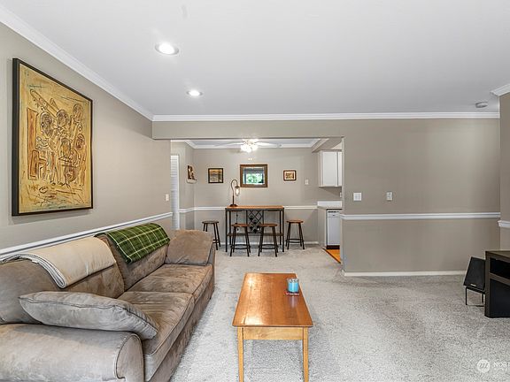 5th image of 21301 52nd Ave W #B209