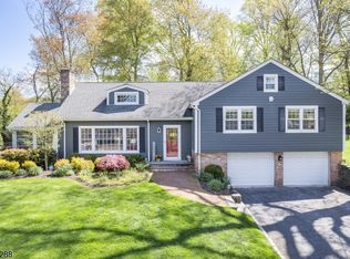 27 Dogwood Dr, Chatham, NJ 07928