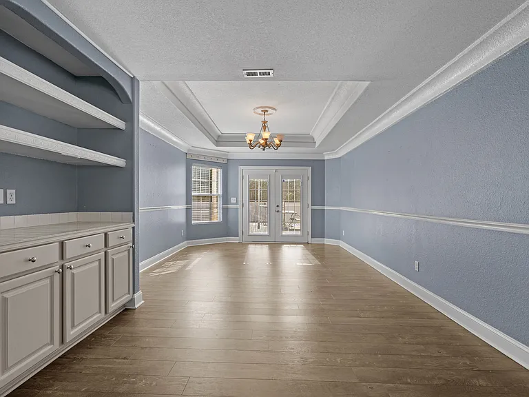 2409 Hunters Trl — Photo 10