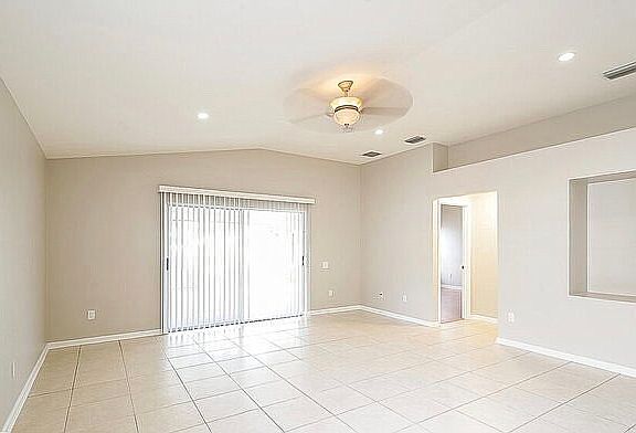3rd image of 12521 Herons Path Pl