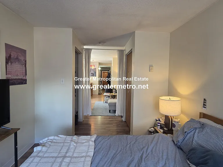 45 Charter St #8 — Photo 6