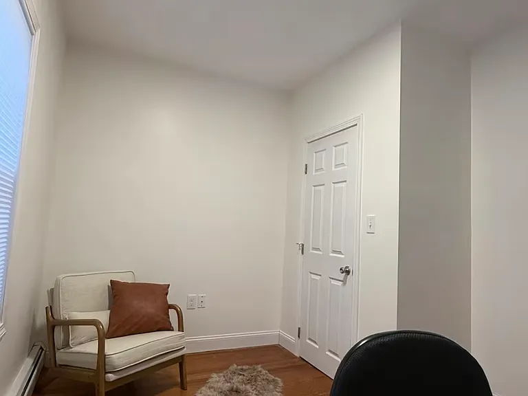 498 Academy Ave #3 — Photo 7