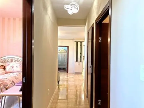 40 Oceana Drive image 24 of 29