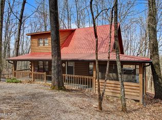 2137 Red Bud Rd, Sevierville, TN 37876
