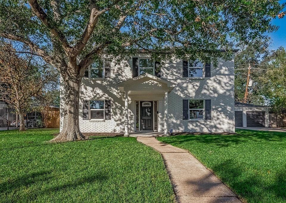 1st image of 2414 Walnut Bend Ln